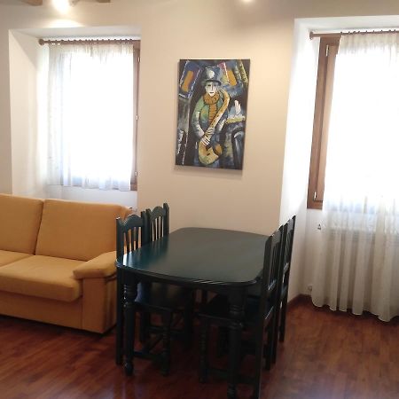 Apartamentos Turisticos Javier ลูโก ภายนอก รูปภาพ
